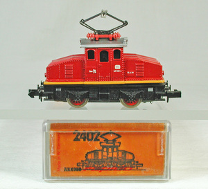 ARNOLD #2402 DB( old west Germany National Railways ) BR169 type electric locomotive 5 serial number ( wine red )