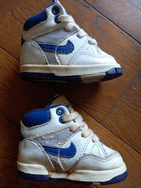 NIKE ナイキ 子供靴 ヴィンテージ