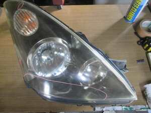 ウィッシュ CBA-ZNE10G 16年式 右ヘッドランプ HID No.82510