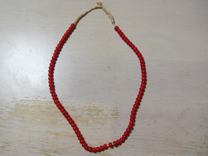 Indian Native American n white Hearts beads ( red )9mm sphere one ream length approximately 55cm