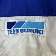 SUZUKI スズキ ナイロンジャケット サイズXL 青　白　ビッグロゴ　袖プリント　メンズ　トップス 企業　車　TEAM SUZUKI ジップアップ_画像3