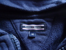 TOMMY HILFIGER トミーヒルフィガー 子ども キッズ パーカー 92 紺 両袖にトミーカラー文字★送料込み_画像2