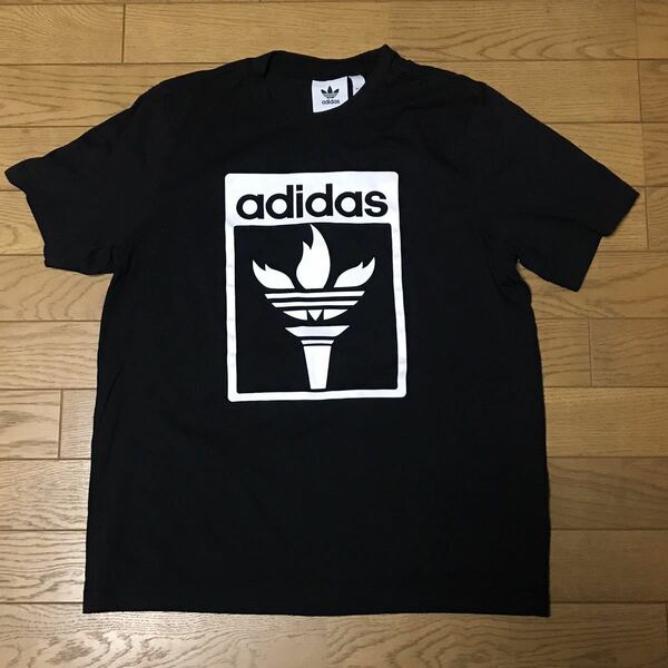 adidas original MEN’S SHORT SLEEVE T-SHIRTS size-M(着丈62身幅49) 中古(美品) 送料無料 NCNR