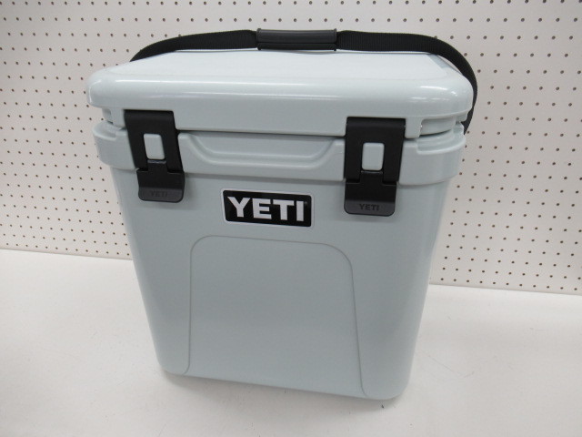 海外輸入 yeti roadie 廃盤】YETI 20 クーラーボックス チャコール