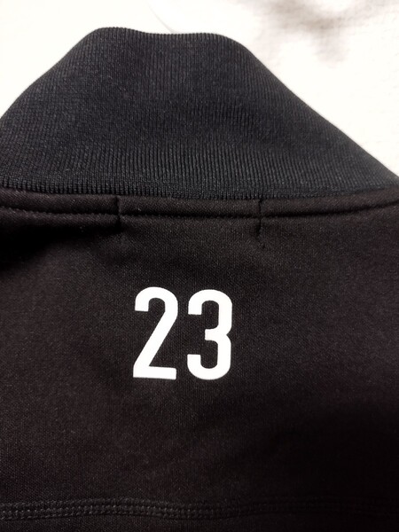 美品 23区 ベスト 黒 Lサイズ