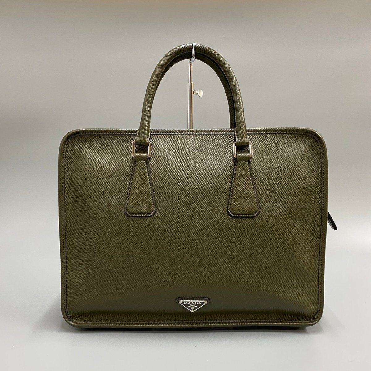 prada トートバッグ メンズの値段と価格推移は?|298件の売買情報を ...
