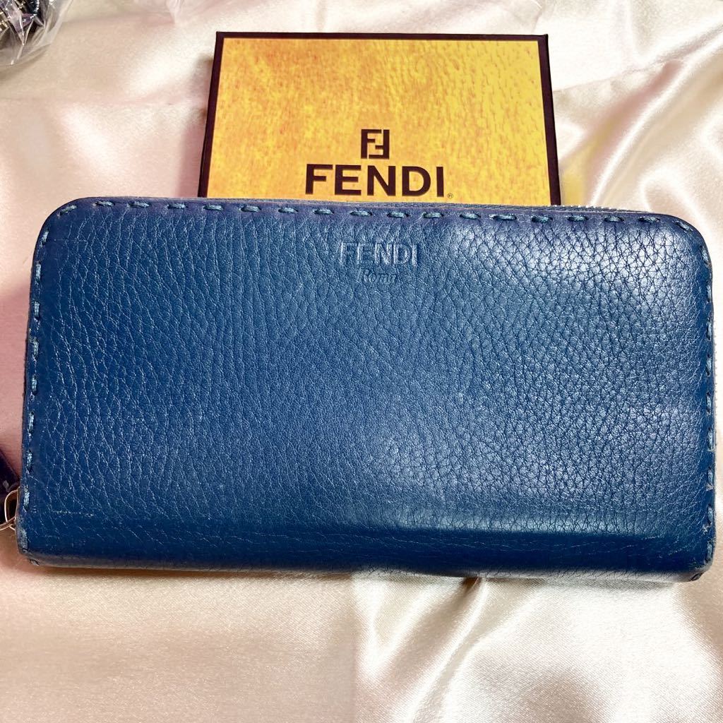 FENDI フェンディ 長財布 レザー セレリア ネイビー ラウンド