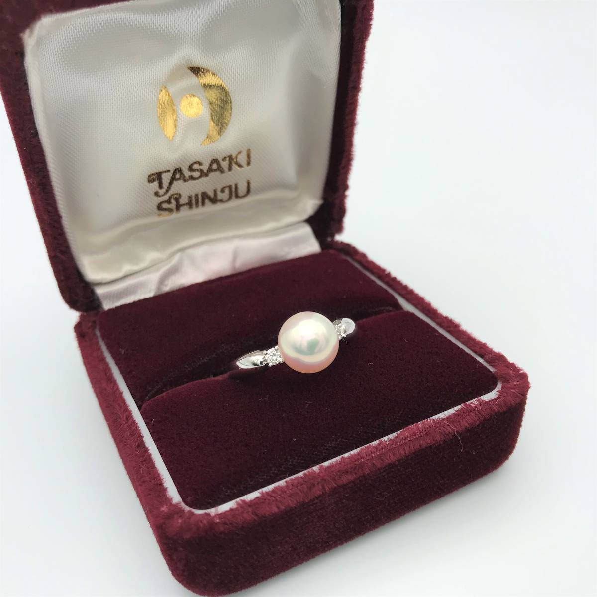 話題の行列 ダイヤ計0.16ct パール約7.5mm珠 Pt900 タサキ 田崎真珠 美