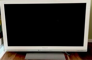 Panasonic VIERA X3 TH-L32X3-W