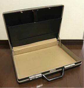 昭和レトロ品　ヴィンテージ サムソナイト ブリーフケース 43×32×9cm 送料無料