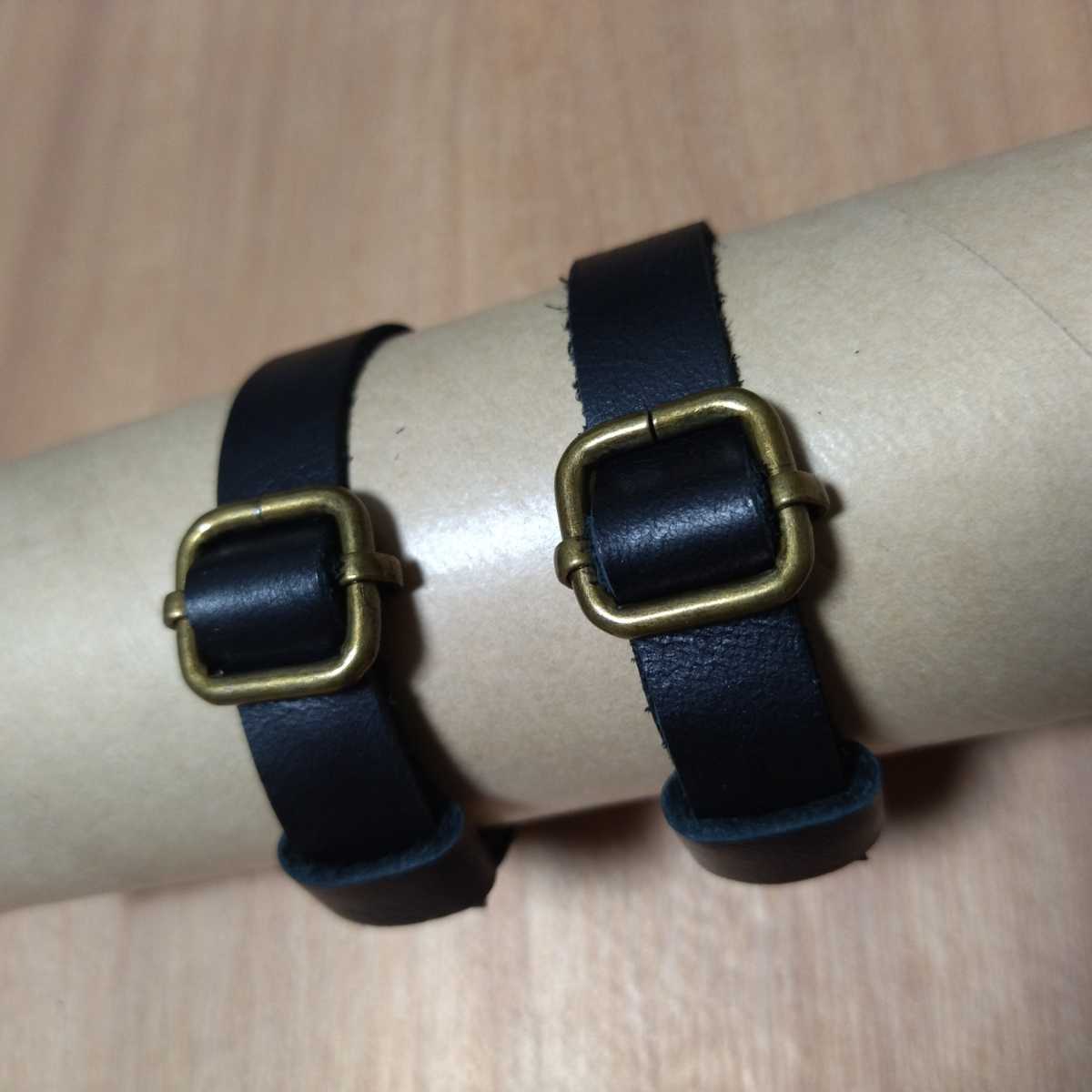 [Lot de 2 bracelets en cuir véritable] Cuir de vachette Fait main ☆Peut également servir de tour de cou ou de bracelet de cheville pour peluches☆ Prototype ②, mode, Accessoires de mode, autres