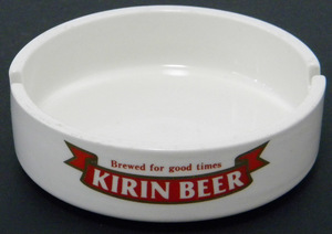 * KIRIN BEER giraffe beer ashtray yes ..[ approximately 11.5cm]