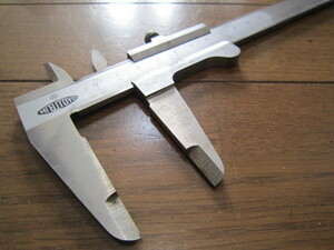 .. precise mitsutoyoMITUTOYO 20cm STAINLESS special characteristic . attaching vernier calipers JIS Mark have easy to use 