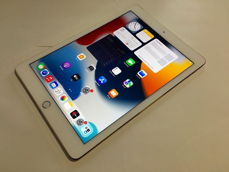 Apple iPad Air 2 Wi-Fi+Cellular 16GB SoftBank オークション比較 