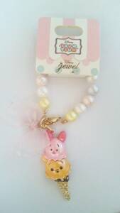  Disney store Pooh & Piglet ( back charm ) ice cream ( Winnie The Pooh & Piglet )