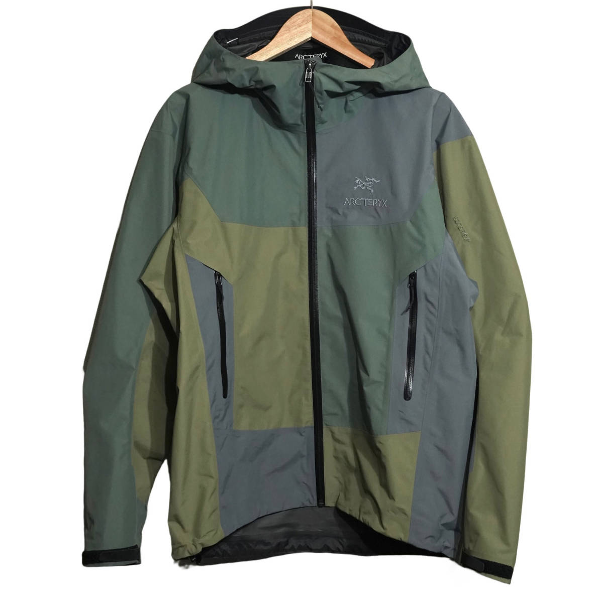 ヤフオク! -「arcteryx beams beta」の落札相場・落札価格
