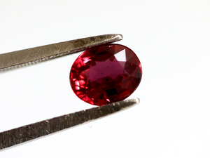 [HA0067] natural red sapphire 0.904ctso-ting attaching 