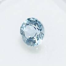 天然　トパーズ　ライトブルー　ルース　1.135ct　ブリリアントカット　裸石　宝石　綺麗♪_画像2