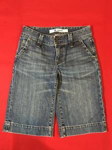 A4841* Denim шорты [GAP Gap ]LOW RISE Rollei z хлопок 100% W74 длина 52 H84. вокруг 54 кромка вокруг 51. маленький царапина маленький загрязнения и т.п. есть 