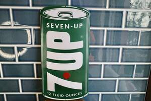  new goods 7UP seven up CAN can en Boss metal autograph signboard Setagaya base interior american USA retro 