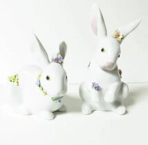 【送料無料】LLADRO リヤドロ 花飾りの 白ウサギ 2体セット ホワイト ラビット フィギュア 動物 装飾欠けあり インテリア 置き物 うさぎ 兎_画像1