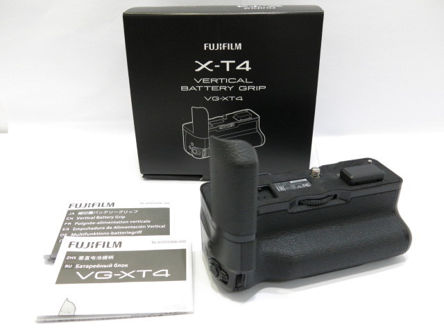 極美品 】FUJIFILM X-T 4用 VG-XT4 HAND VERTICAL BATTERY GRIP 極美品 】FUJIFILM X-T 4用 VG-XT4 HAND VERTICAL BATTERY GRIP