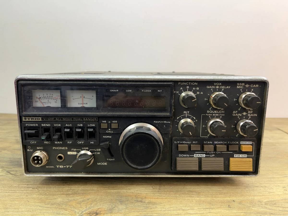 アマチュア無線機 TRIO TS-770 TS-120V