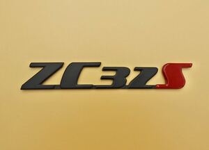 スズキ スイフトスポーツ ZC32S Handmade Emblem オリジナル 手作りエンブレム (艶消しブラック + レッド)