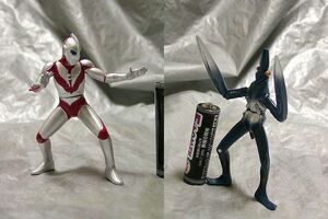 ウルトラマンパワードb14-3怪獣 バルタン セット彩色HG系 人形