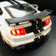 フォード・シェルビー・マスタングGT500 1/24 模型動作チェック済電池付き_画像6