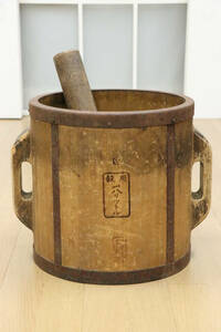 穀用　一斗升　18リットル　棒付き　木製　樽　木桶　レトロ　アンティーク　古民家　農具　中古品
