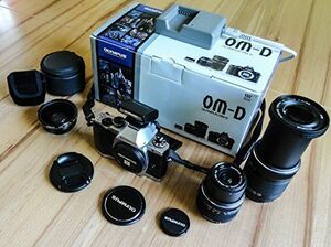 OLYMPUS ミラーレス一眼 OM-D E-M5 ダブルズームキット シルバー 1605万画素 防塵 防滴 OM-D E-M5 DZKIT