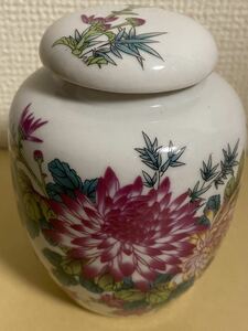 中国美術茶入花蝶色絵 清代民国古玩年代物骨董品