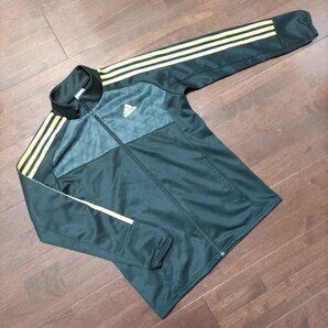 未使用 トップス アディダス adidas ジャージ スポーツ長袖