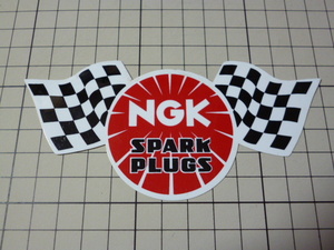 純正品 NGK SPARK PLUGS ステッカー (チェッカーフラッグ/132×61mm) エヌジーケー スパークプラグ