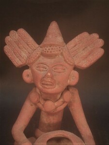  unglazed pottery .. earth . old fee Mexico maya writing Akira 