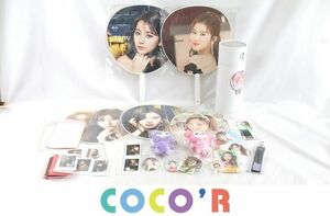 [ including in a package possible ] secondhand goods ..TWICEtsuwisana other BDZ trading card hall limitation contains "uchiwa" fan penlight etc. goods set 
