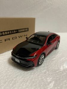 1/30 トヨタ 新型クラウン CROWN クラウンクロスオーバー 最新モデル カラーサンプル ミニカー　ブラック×エモーショナルレッドⅡ