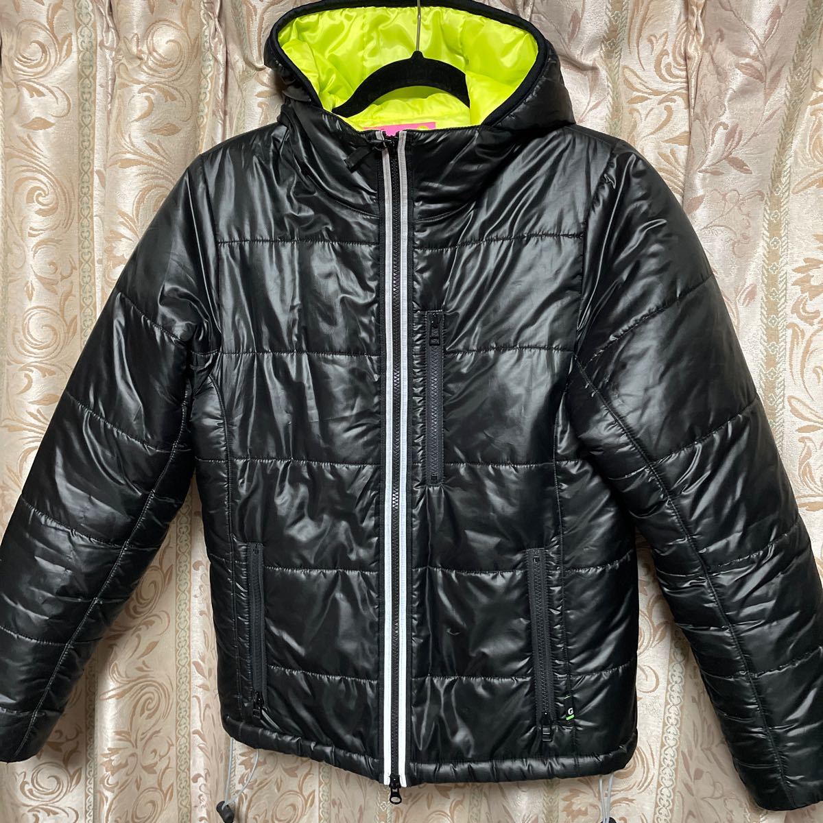 Supreme Spellout Quilted Lightweight Down Jacket