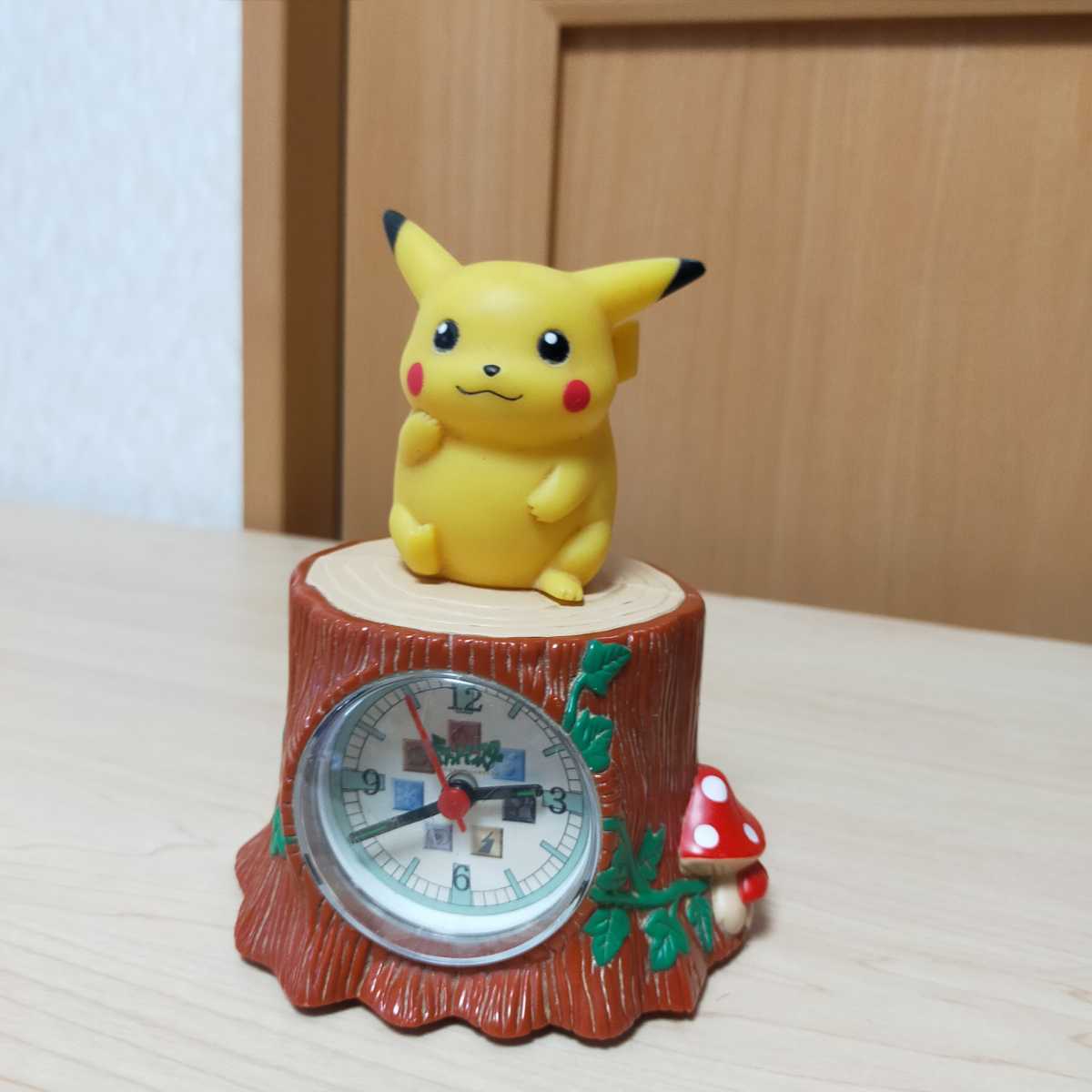 Yahoo!オークション -「ポケモン ピカチュウ 時計」の落札相場・落札価格