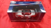 ＭＩ134　中古品1/43エブロ DENSO SARD SC430 スーパー GT500 2011_画像1