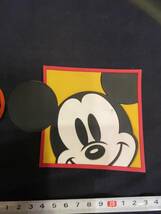 USED・ディズニーランド・お土産・ミッキーマウス、ミニーマウス・コースター2枚セット・150円_画像3