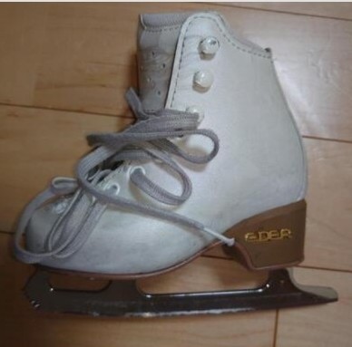 PayPayフリマ｜フィギュアスケート靴 リスポートRF3 LADY C幅(21 5cm)