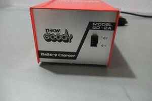 棚19.E108　BATTERY CHARGER　GO-2A　 バッテリーチャージャー 　バッテリー充電器　