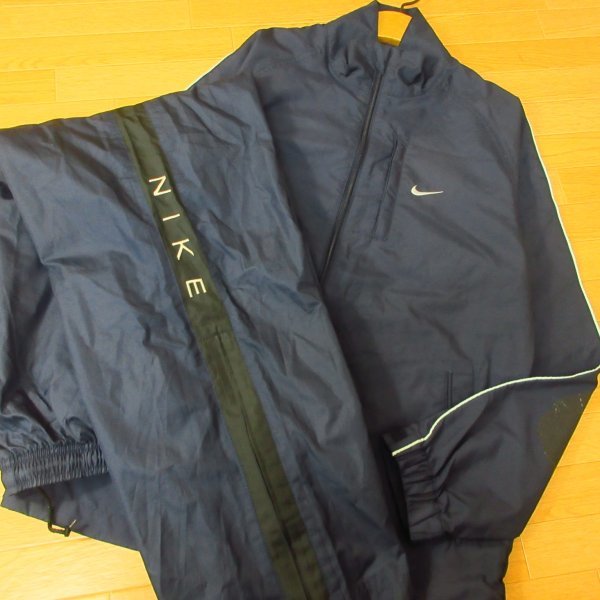 ヤフオク! - ナイキ(ジャージ)の中古品・新品・古着一覧