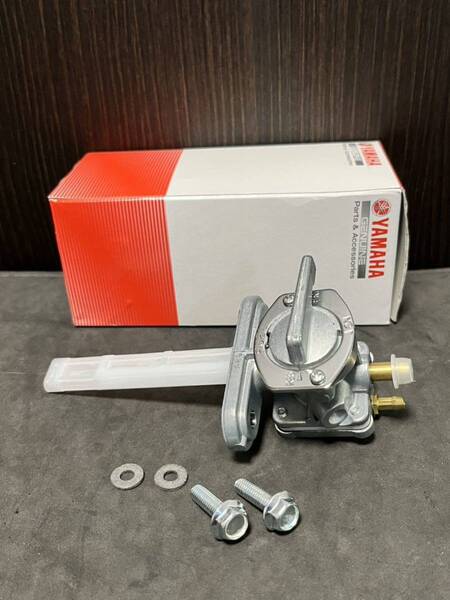 SR400 ガソリンコック(ボルト&ワッシャー付き)純正新品