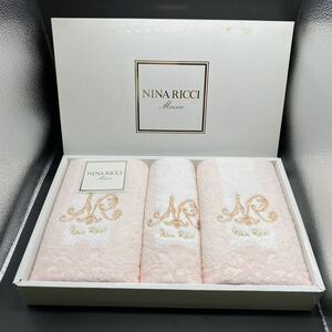NINA RICCI　ニナリッチ　タオルセット 　フェイスタオル2枚　ウォッシュタオル1枚　ピンク刺繍