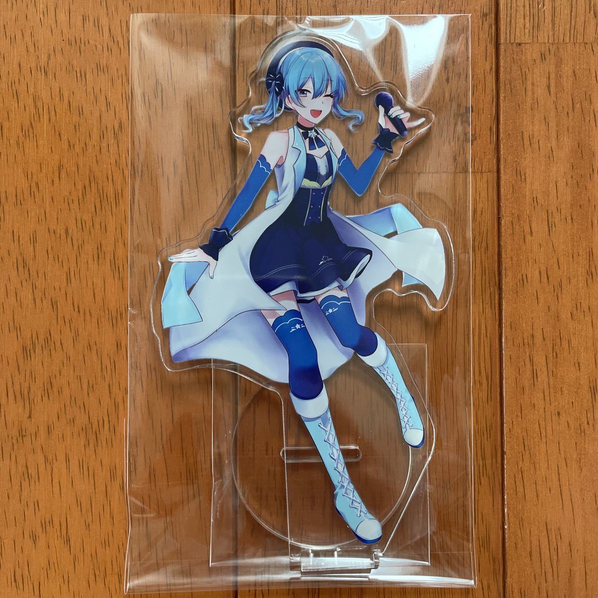 お買い得!】 ②星街すいせい TAKU INOUE ワイヤレスイヤホン anima