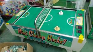  whirligig . Mini Champ hockey / Family oriented air hockey game 