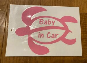 ピンクステッカー Baby in car ～アロハ ハワイ カメ～